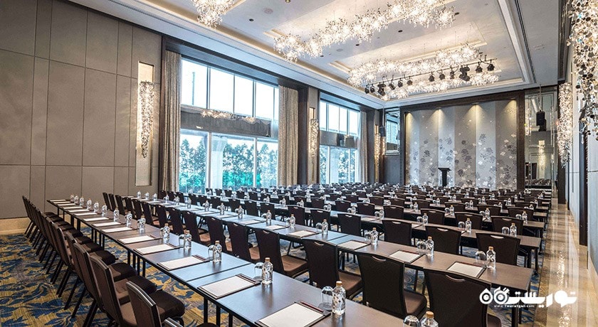 سالن برگزاری همایش و جلسات