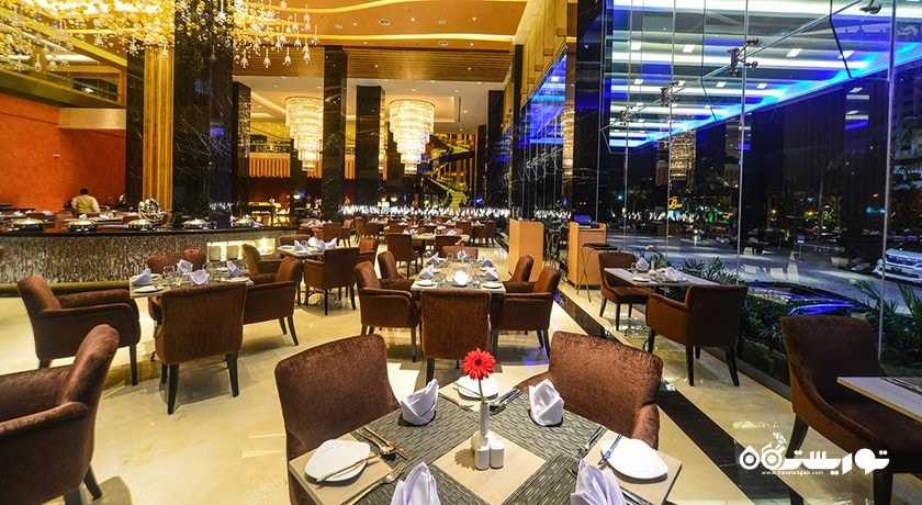 نمایی از رستوران اسپایس براسری