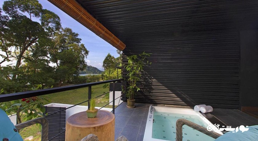 جکوزی اختصاصی سوئیت استودیو