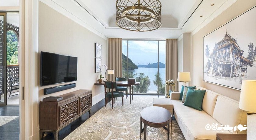 محوطه نشیمن سوئیت اس تی ریجس