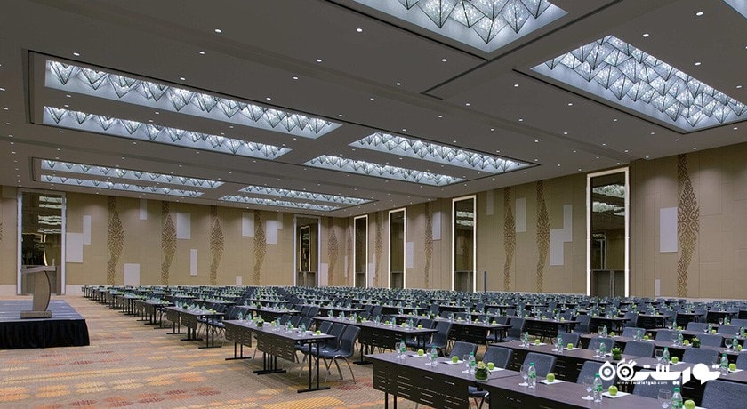 سالن برگزاری همایش و جلسات