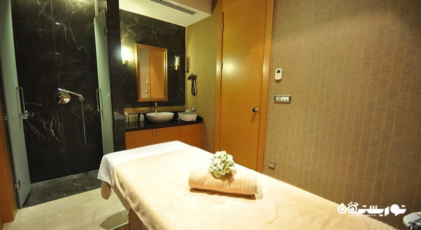 تخت ماساژ مرکز سلامتی و اسپا