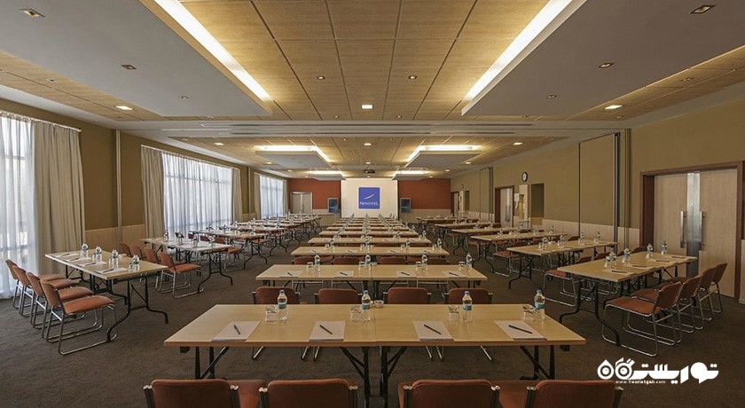سالن برگزاری همایش و جلسات