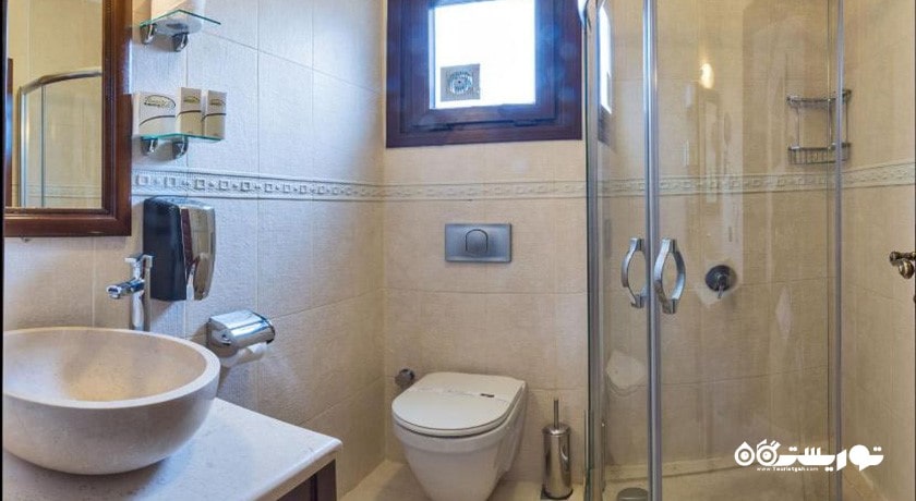 حمام و سرویس بهداشتی اتاق ها