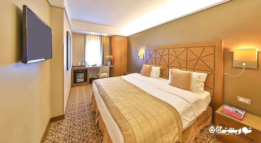 نمای تخت بزرگ اتاق استاندارد