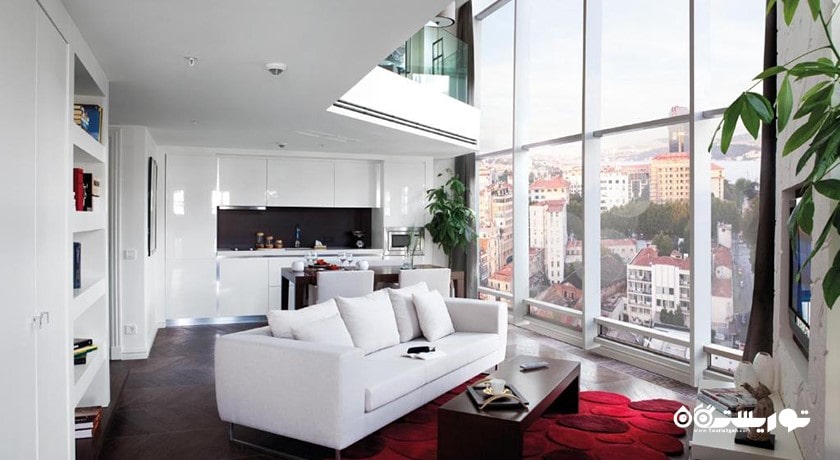 محوطه نشیمن سوئیت سوپریور