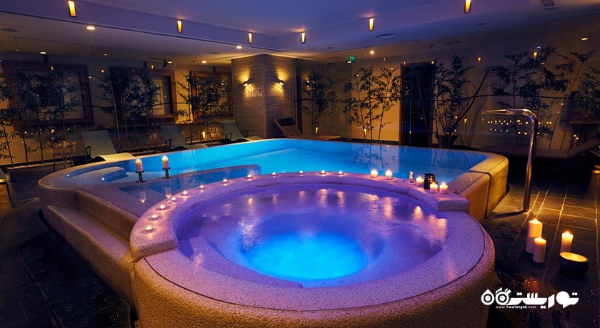 استخر سرپوشیده هتل سوفا استانبول