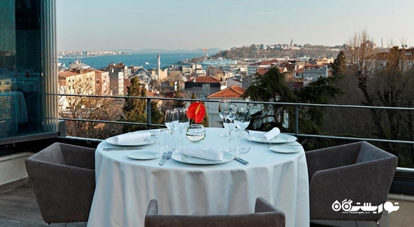 چشم انداز تراس سوئیت لاکچری