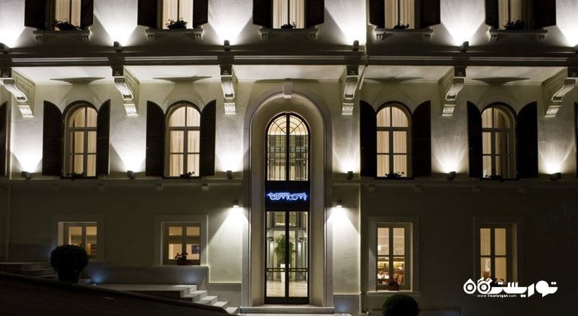 نمای ساختمان هتل تام تام سوئیتز