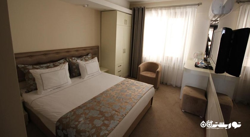 نمای تخت بزرگ اتاق استاندارد