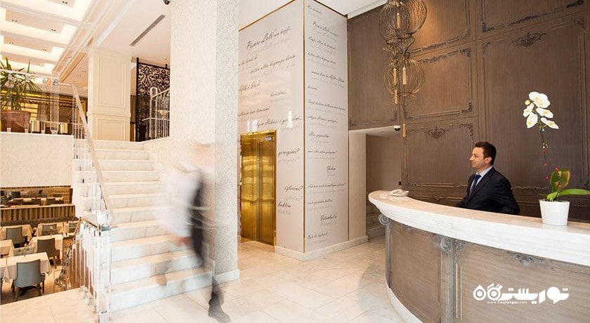 میز پذیرش هتل پییر لوتی