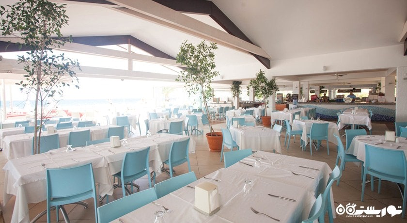 رستوران سانست هتل افسییا هالیدی بیچ کلاب