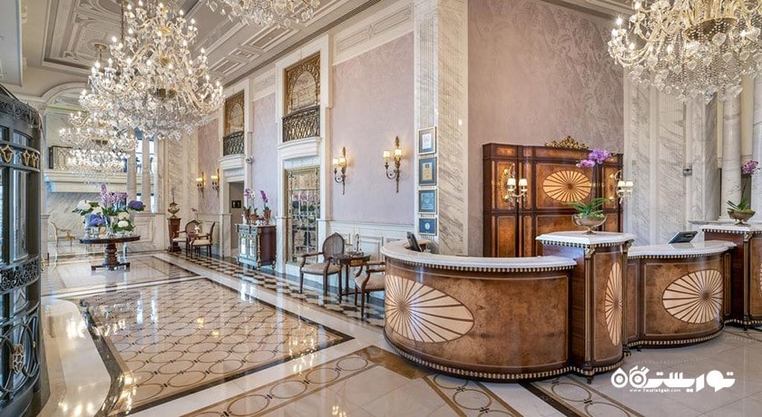 میز پذیرش هتل ریکسوس پرا