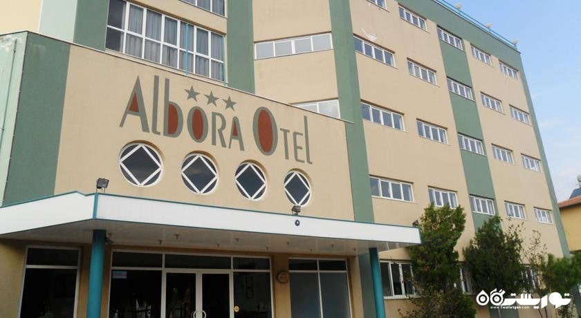 نمای ساختمان هتل آلبورا