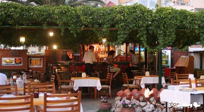 نمای رستوران فضای باز هتل