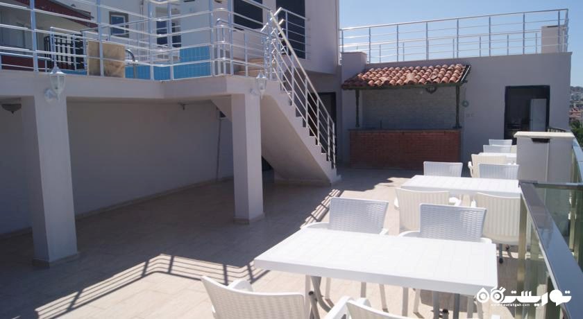 رستوران  هتل آپارتمان مونالیزا کوش آداسی