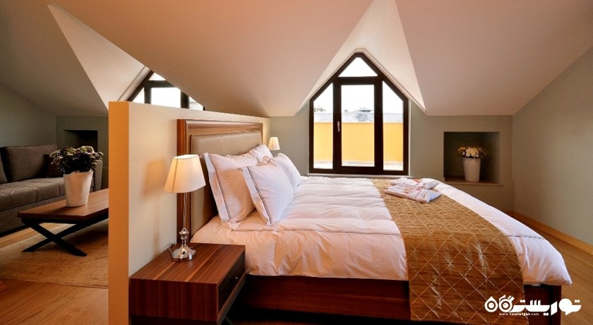 تخت بزرگ سوئیت هتل