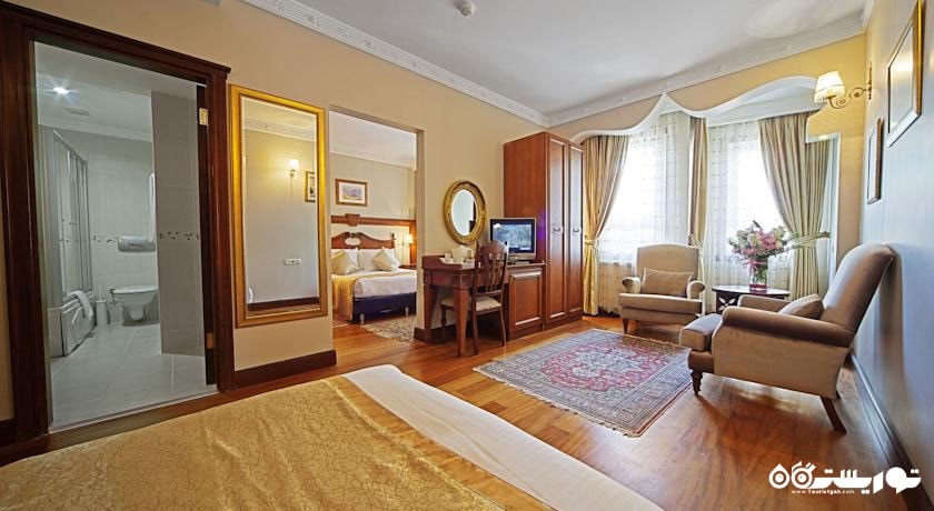 تخت بزرگ اتاق فمیلی