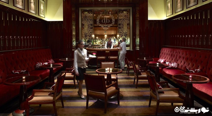 نمای کلی از بار دیوان