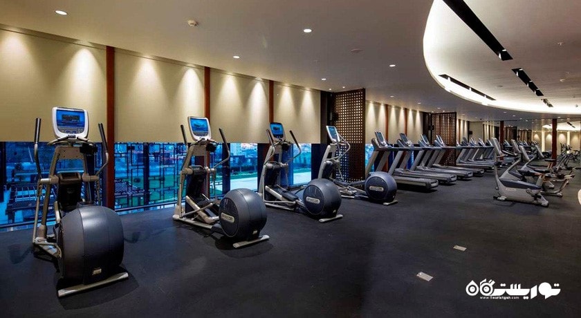 سالن ورزشی هتل هیلتون بومونتی
