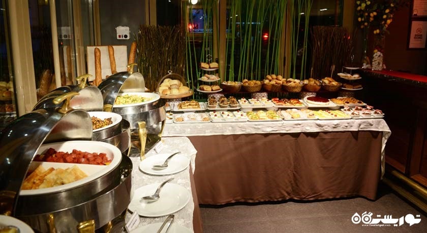 بوفه سلف سرویس صبحانه