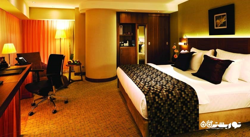 تخت بزرگ اتاق سوپریور