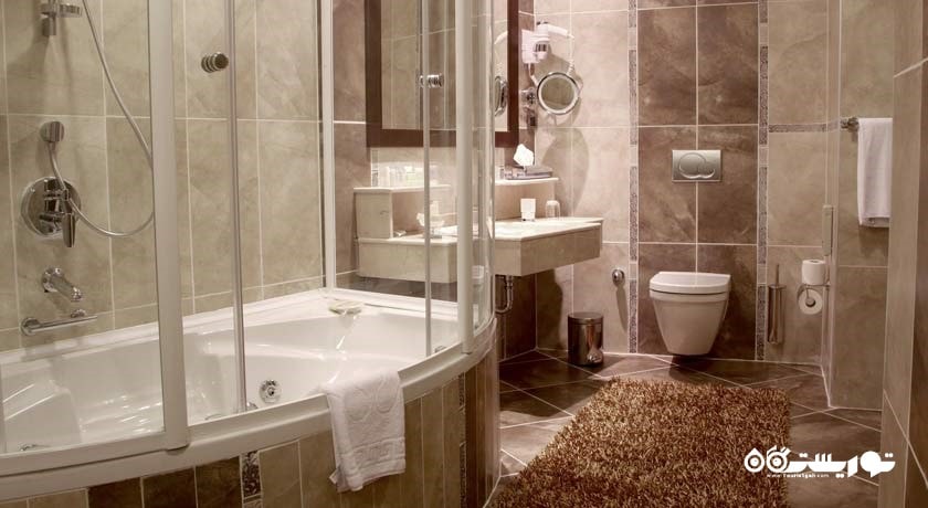 حمام و سرویس بهداشتی اتاق ها