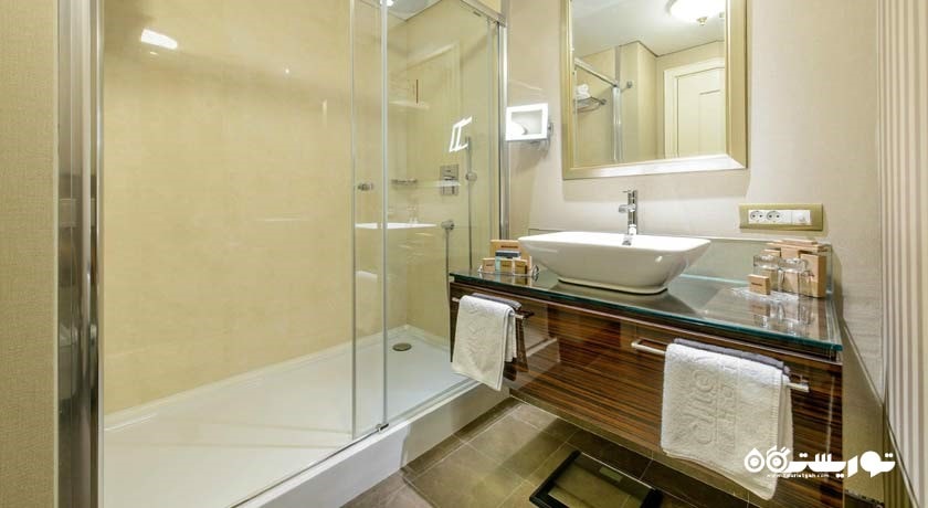 حمام و سرویس بهداشتی اتاق ها