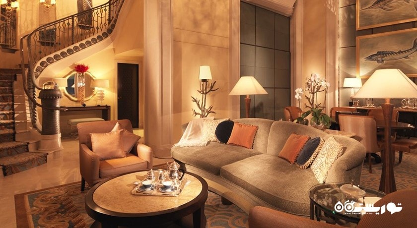 محوطه نشیمن سوئیت آندر واتر