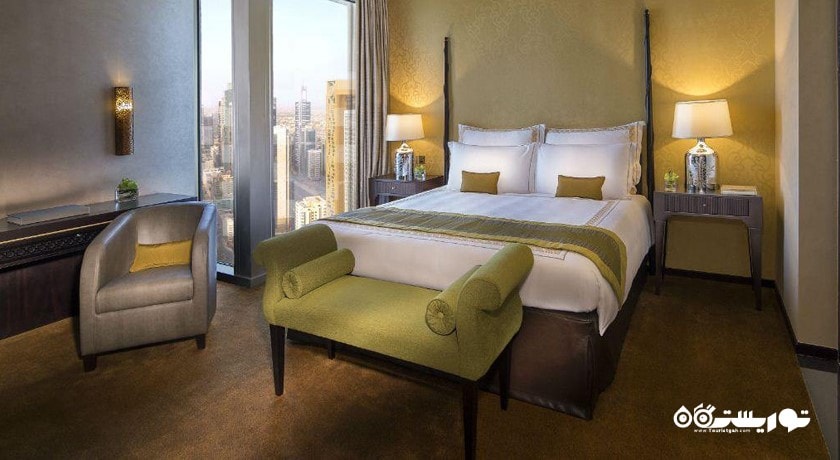 نمای تخت بزرگ سوئیت رویال