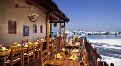 چشم انداز دریا رستوران لاوراندا