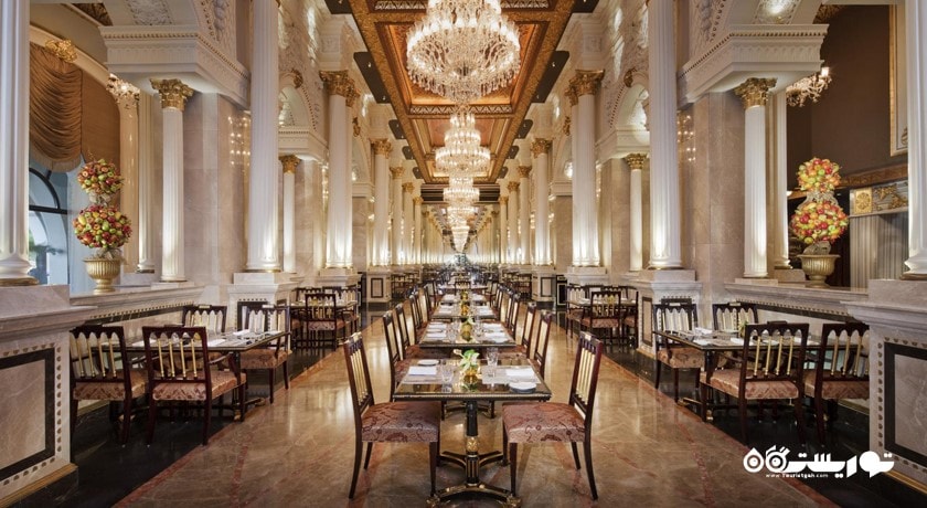 نمای رستوارن بین المللی ایمپریوم