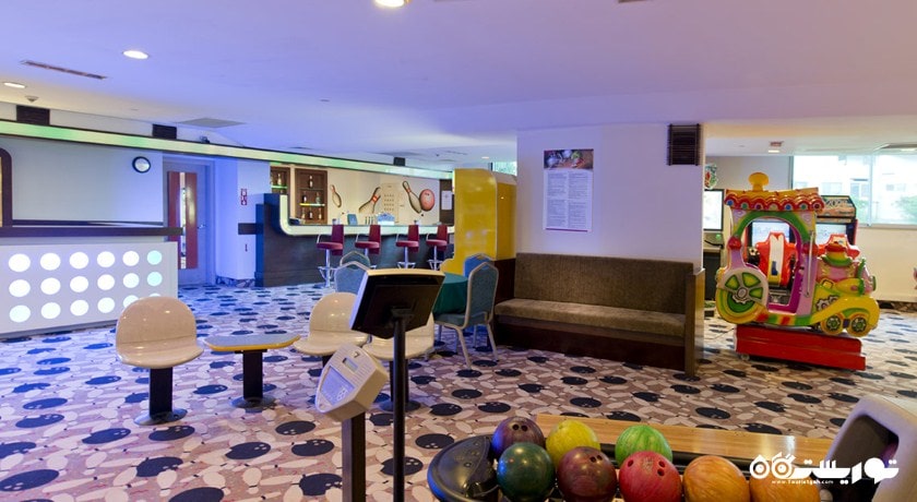 نمای کلی بار بولینگ استریک