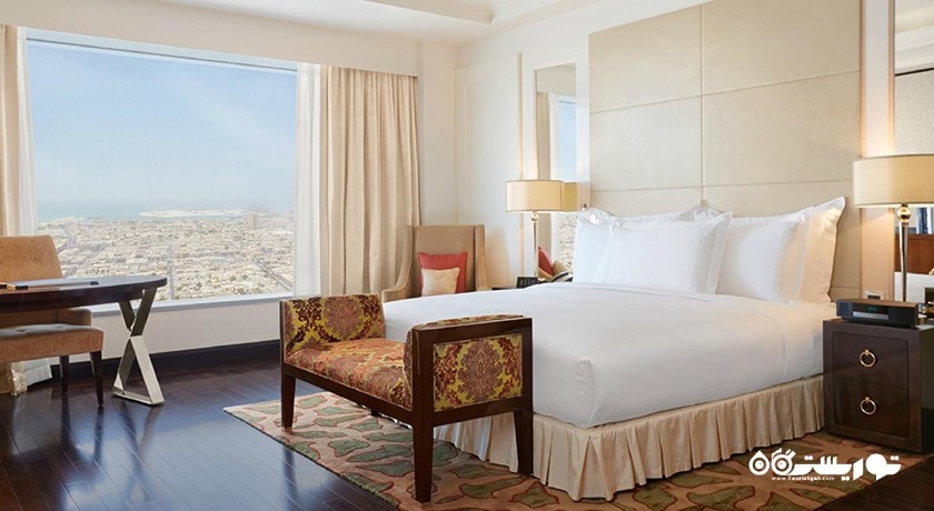 نمای تخت بزرگ سوئیت رویال