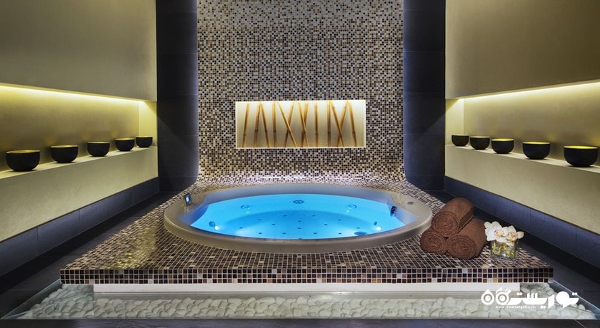جکوزی مرکز سلامتی و اسپا