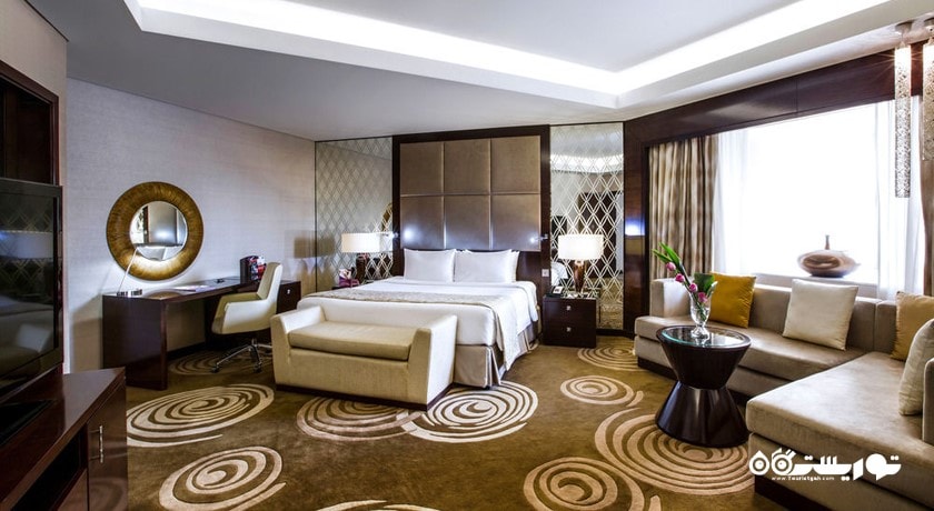 نمای تخت بزرگ سوئیت رویال