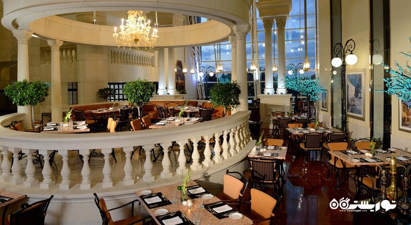 نمای رستوران ایتالیایی د آتریوم