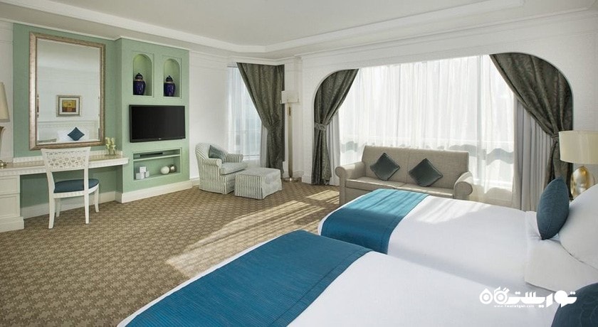 تخت های توئین اتاق تاور فمیلی