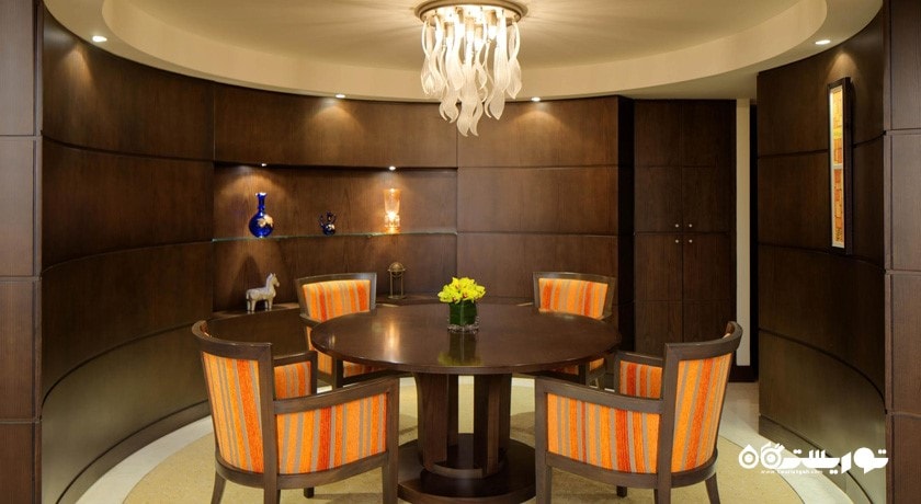 میز غذاخوری سوئیت اگزکیوتیو