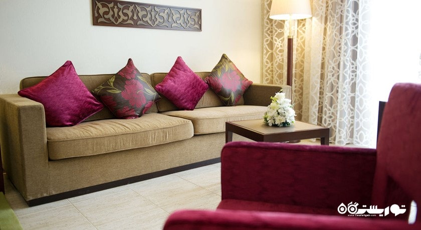 محوطه نشیمن سوئیت رویال