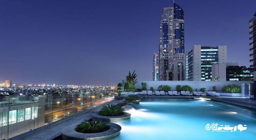 استخر روباز هتل ملنیوم پلازا دبی