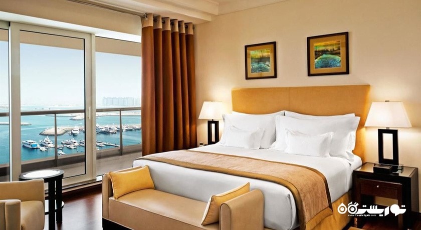 نمای تخت بزرگ آپارتمان یک خوابه