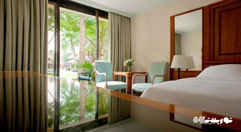 نمای تخت بزرگ اتاق دلوکس