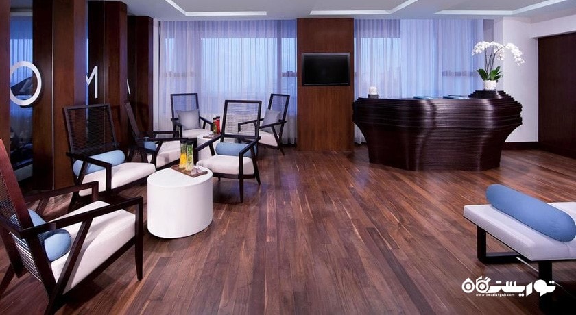 میز پذیرش مرکز سلامتی و اسپا