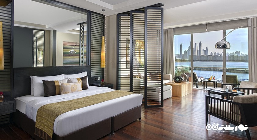 نمای تخت بزرگ اتاق پرمیوم