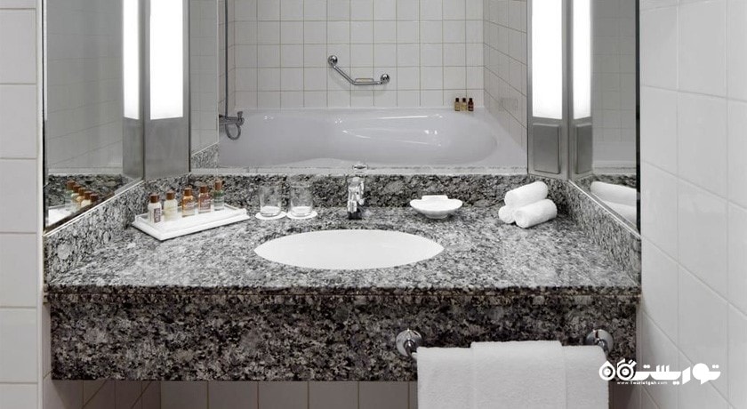 حمام و سرویس بهداشتی اتاق ها