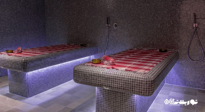 تخت های ماساژ در سونا بخار
