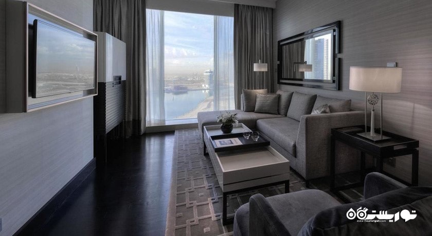 محوطه نشیمن سوئیت اگزکیوتیو