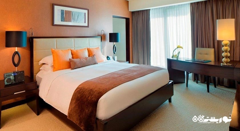 نمای تخت بزرگ اتاق دلوکس