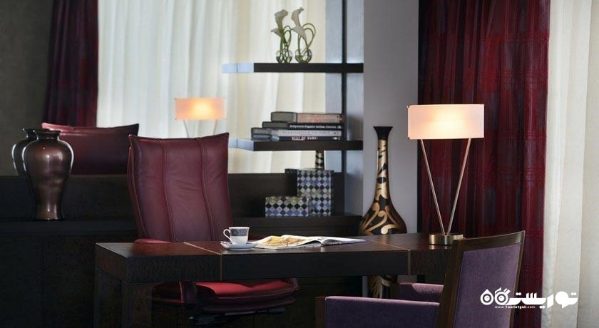 محوطه نشیمن اتاق کلاب